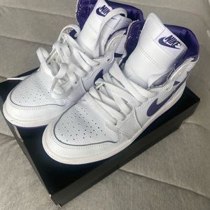 Jordan 1 High OG “Court Purple)